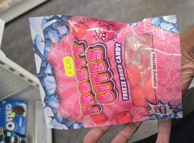 Frosty bites gummy berries